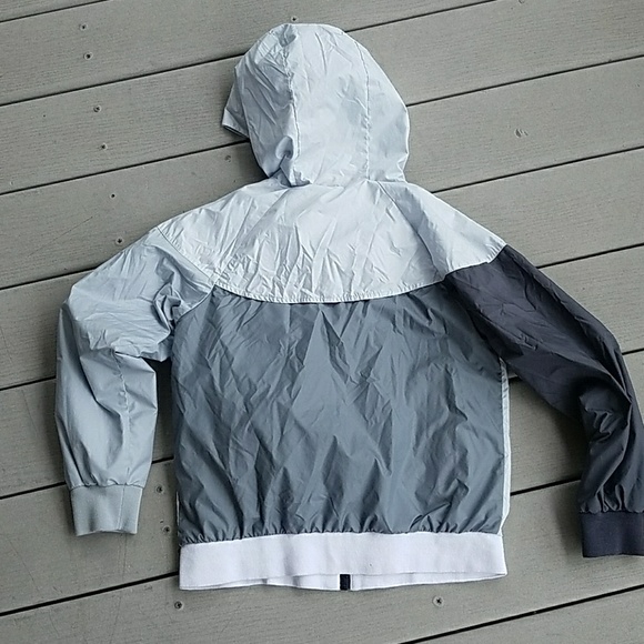 Boys/ Girls Nike Windbreaker - Picture 4 of 5